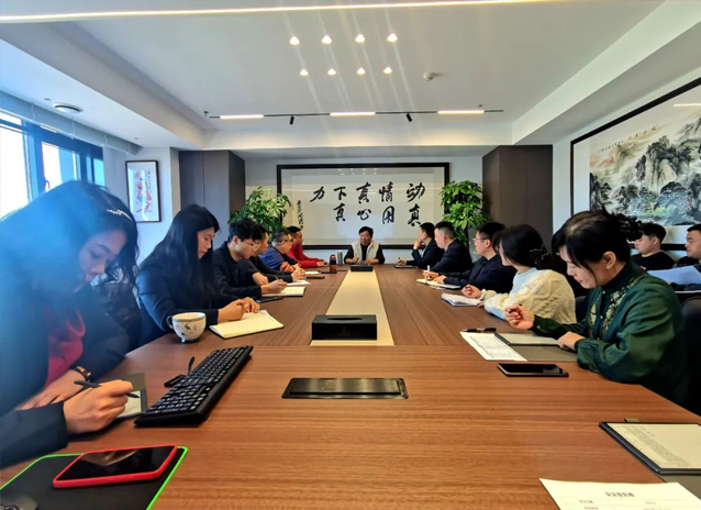 集团董事长在东北运营中心召开座谈会